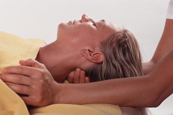 Ayurveda Öl Massage bringt Tiefenentspannung
